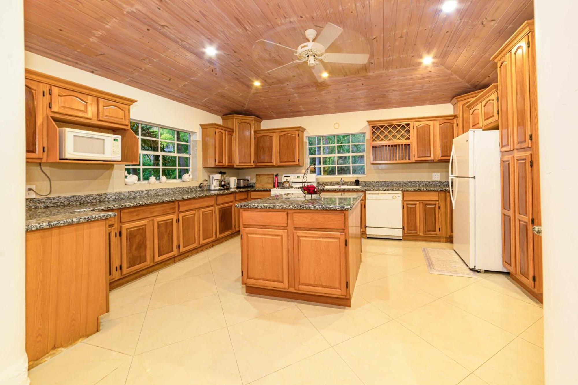 Cades Bay Fort Shelley מראה חיצוני תמונה